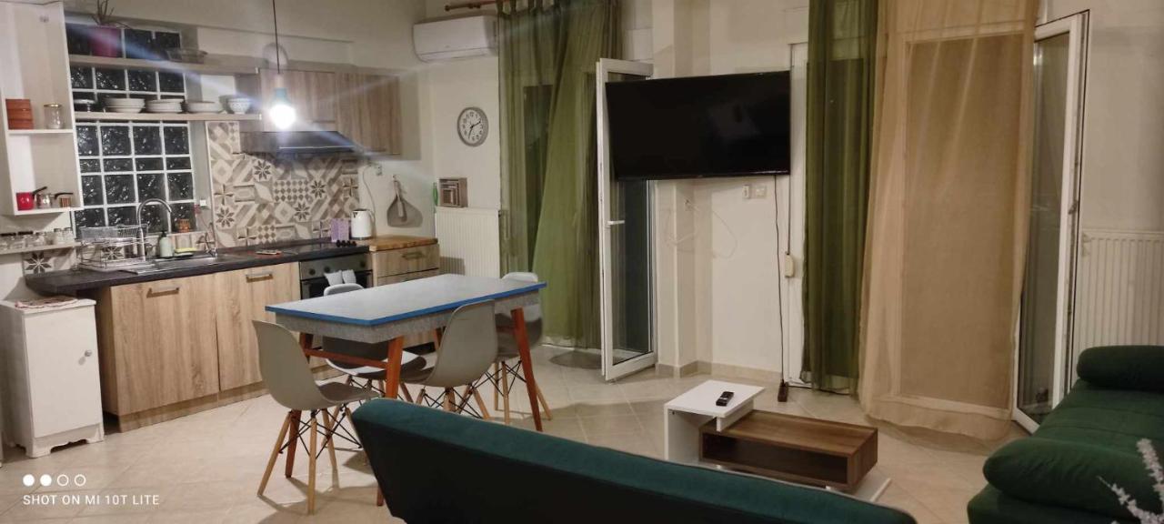Pylaia Comfortable Apartment 2 Thessaloníki Ngoại thất bức ảnh